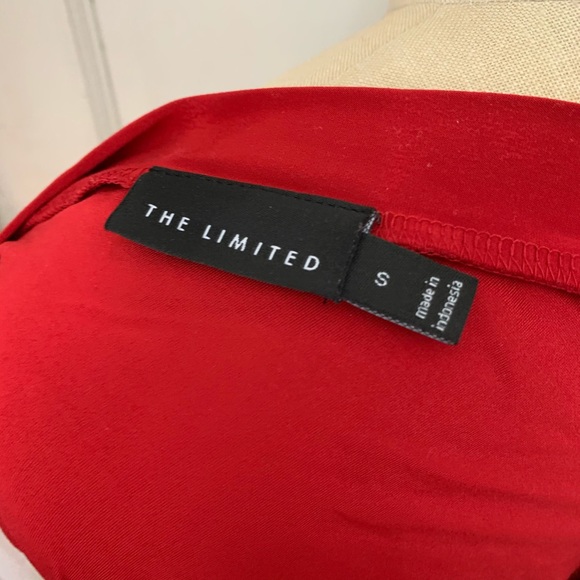 Red One Shoulder top - Picture 3 of 3